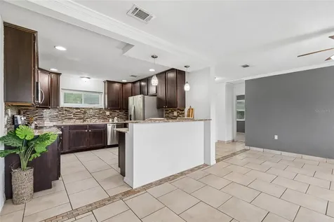 37913 Wicklow Avenue Zephyrhills FL 33541