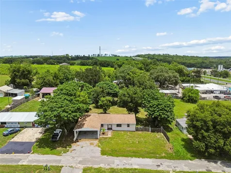 37913 Wicklow Avenue Zephyrhills FL 33541