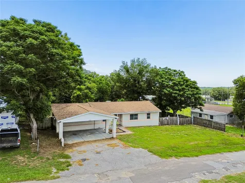 37913 Wicklow Avenue Zephyrhills FL 33541