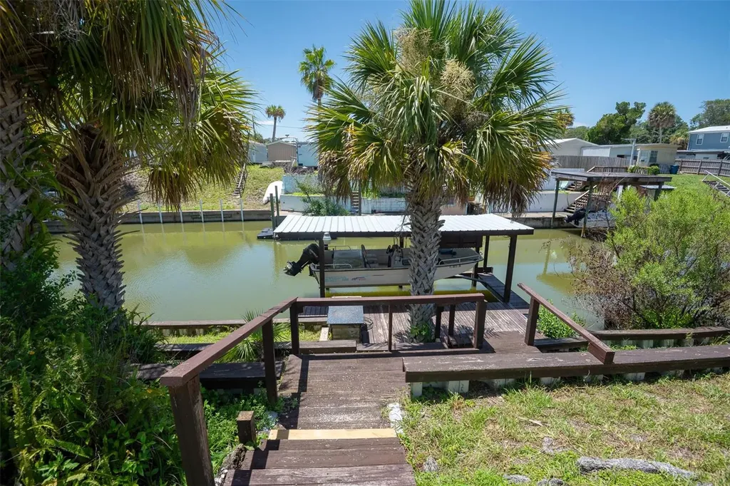 110 Charles Street Edgewater FL 32141