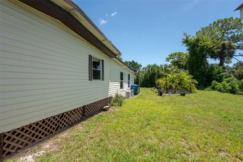 110 Charles Street Edgewater FL 32141