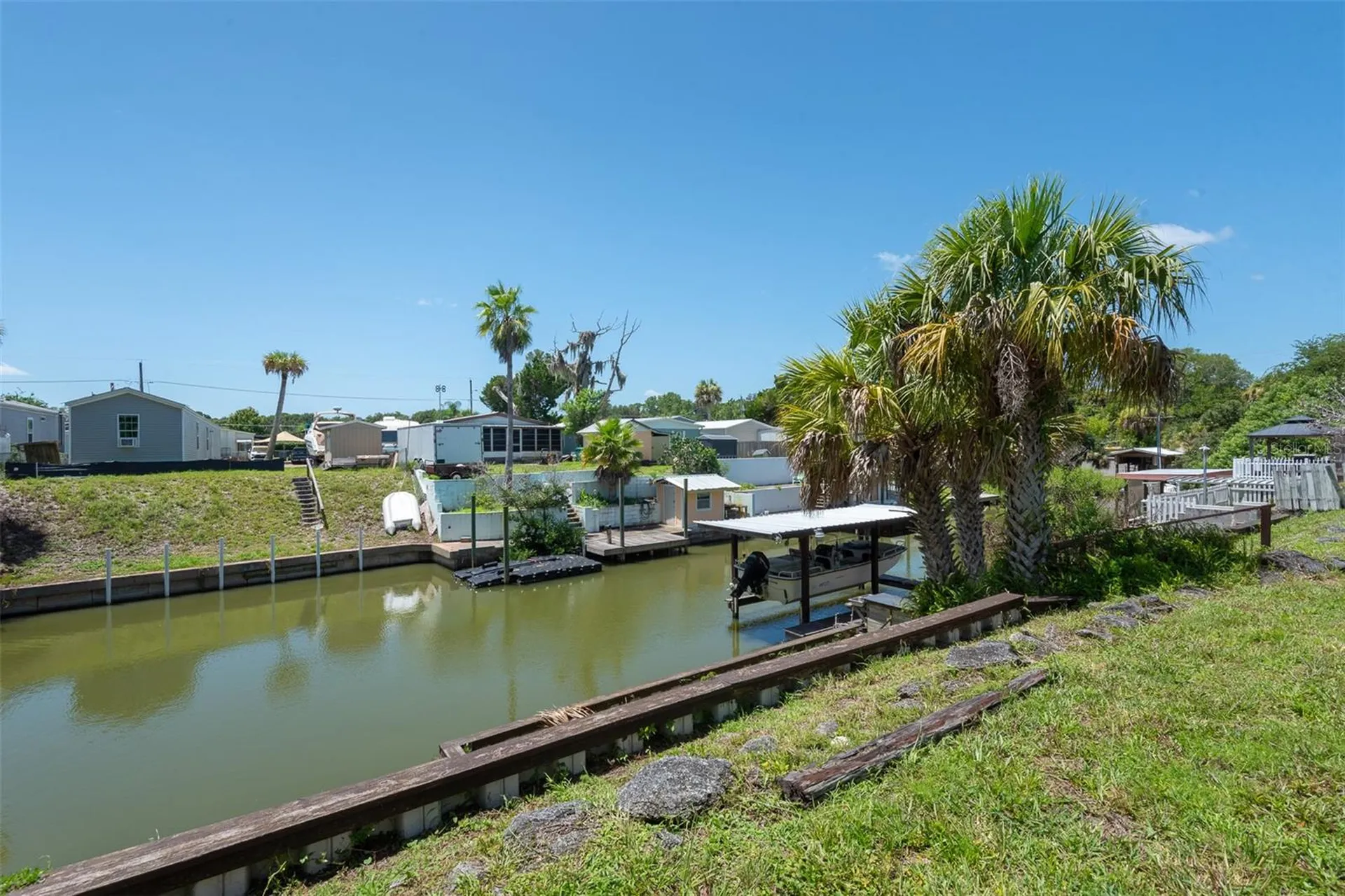 110 Charles Street Edgewater FL 32141
