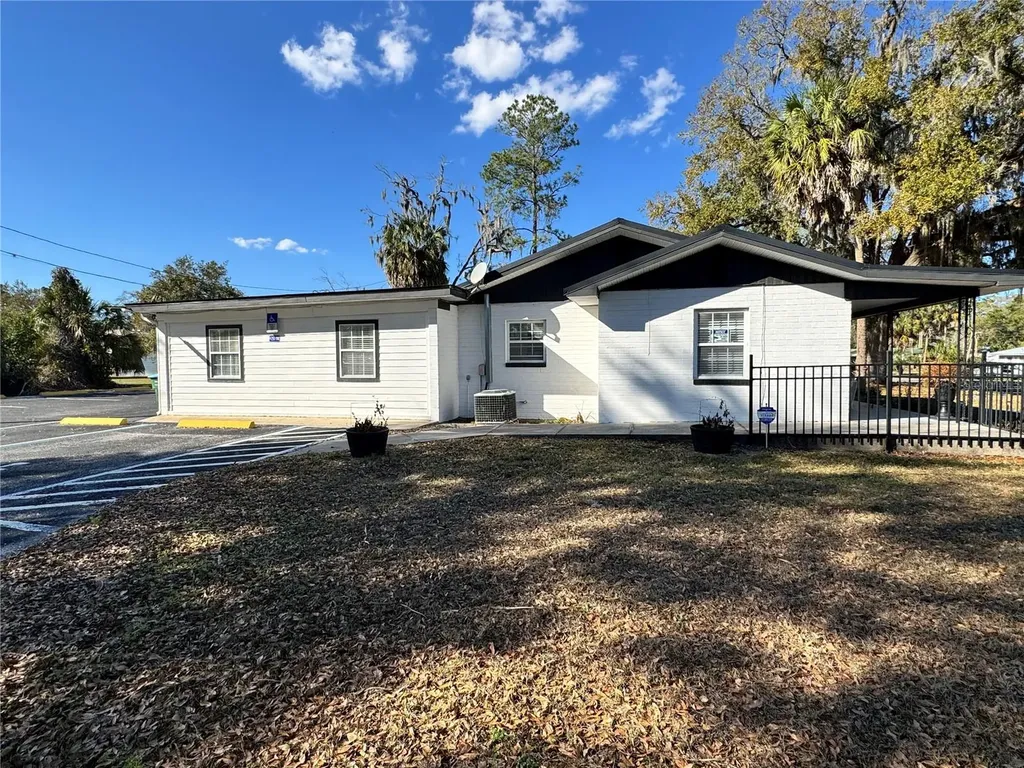 304 NE 1st Street Chiefland FL 32626