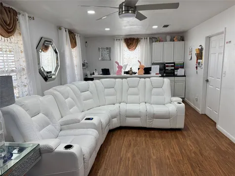 304 NE 1st Street Chiefland FL 32626