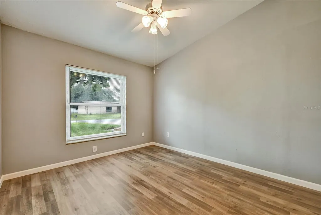 4914 Oakshire Drive Tampa FL 33625