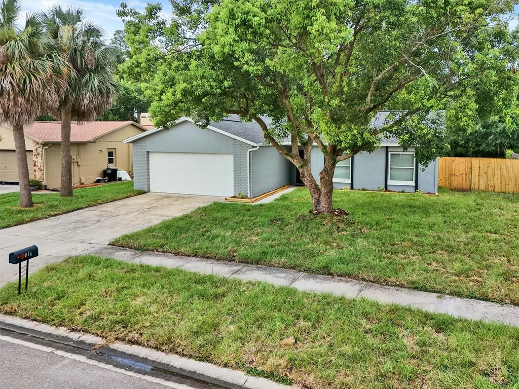 4914 Oakshire Drive Tampa FL 33625