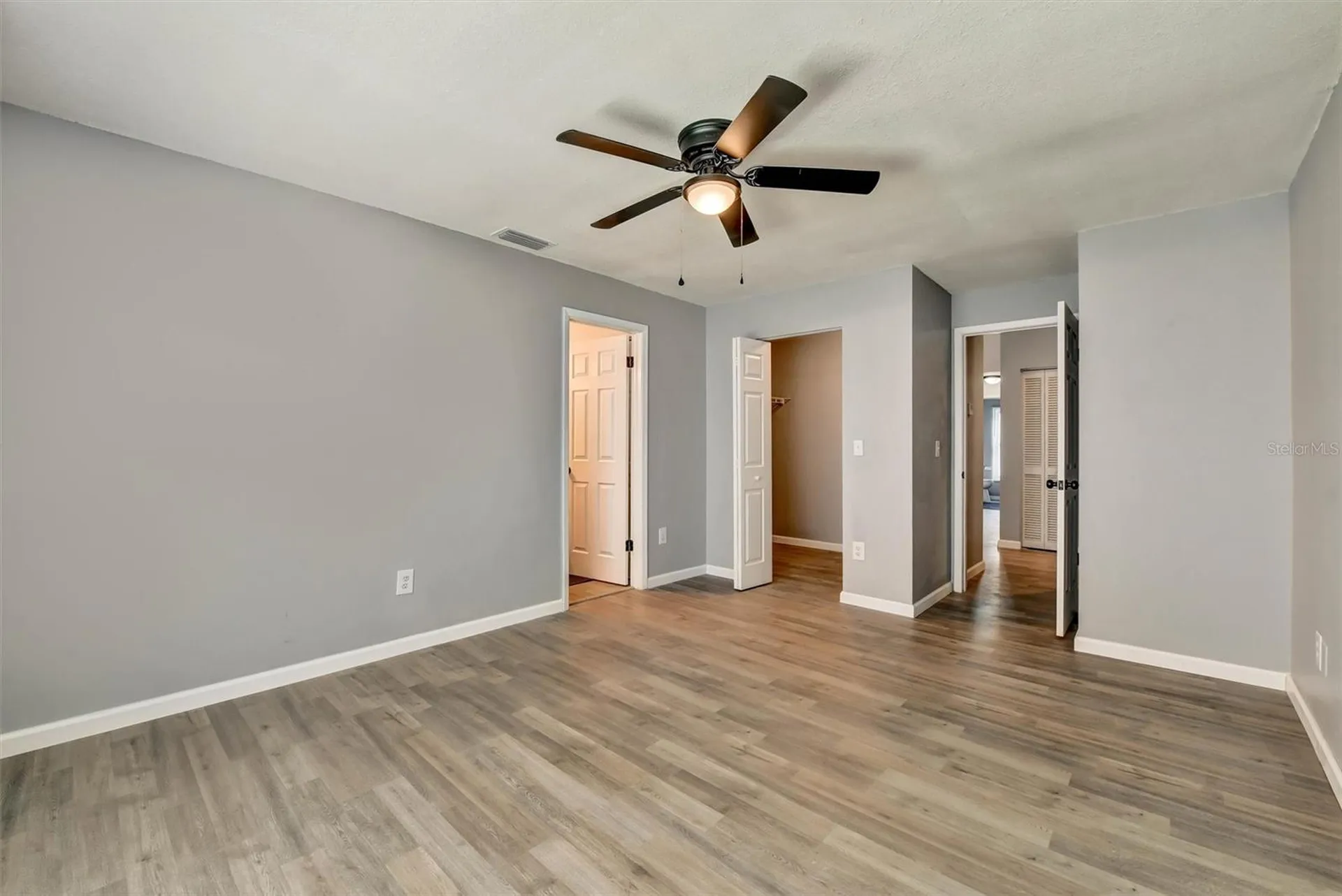 4914 Oakshire Drive Tampa FL 33625