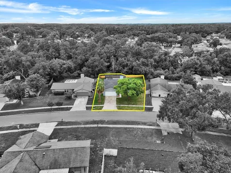 4914 Oakshire Drive Tampa FL 33625