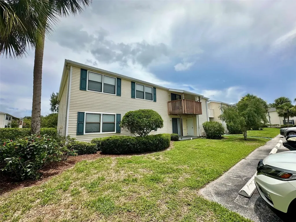 135 Hunter Lake Drive Oldsmar FL 34677