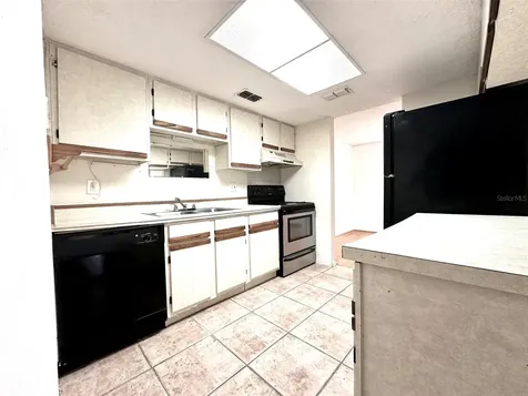 135 Hunter Lake Drive Oldsmar FL 34677