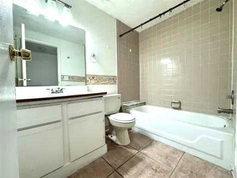 135 Hunter Lake Drive Oldsmar FL 34677