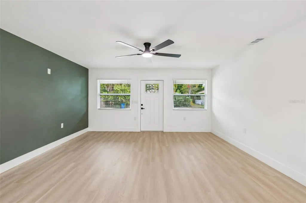 1509 15th Ave W Bradenton FL 34205