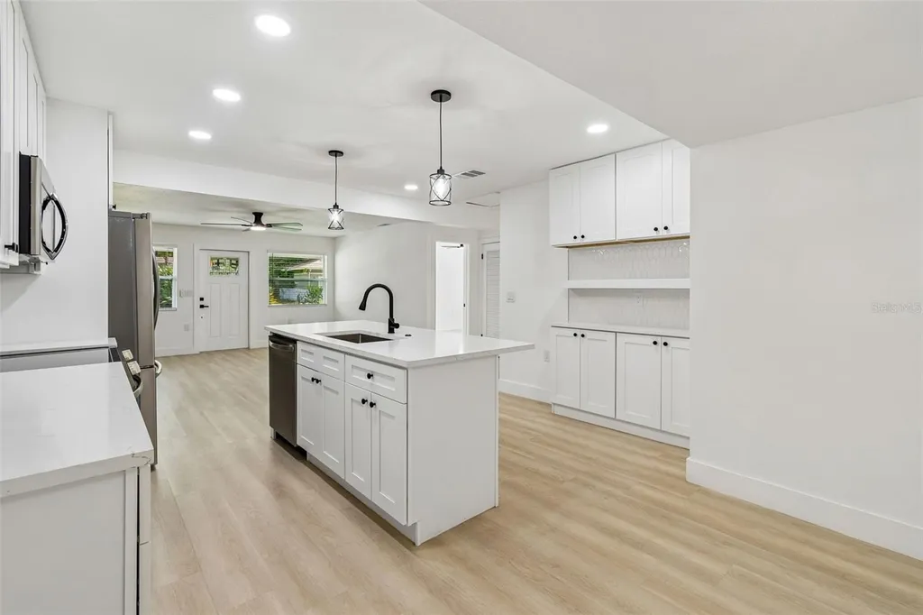 1509 15th Ave W Bradenton FL 34205