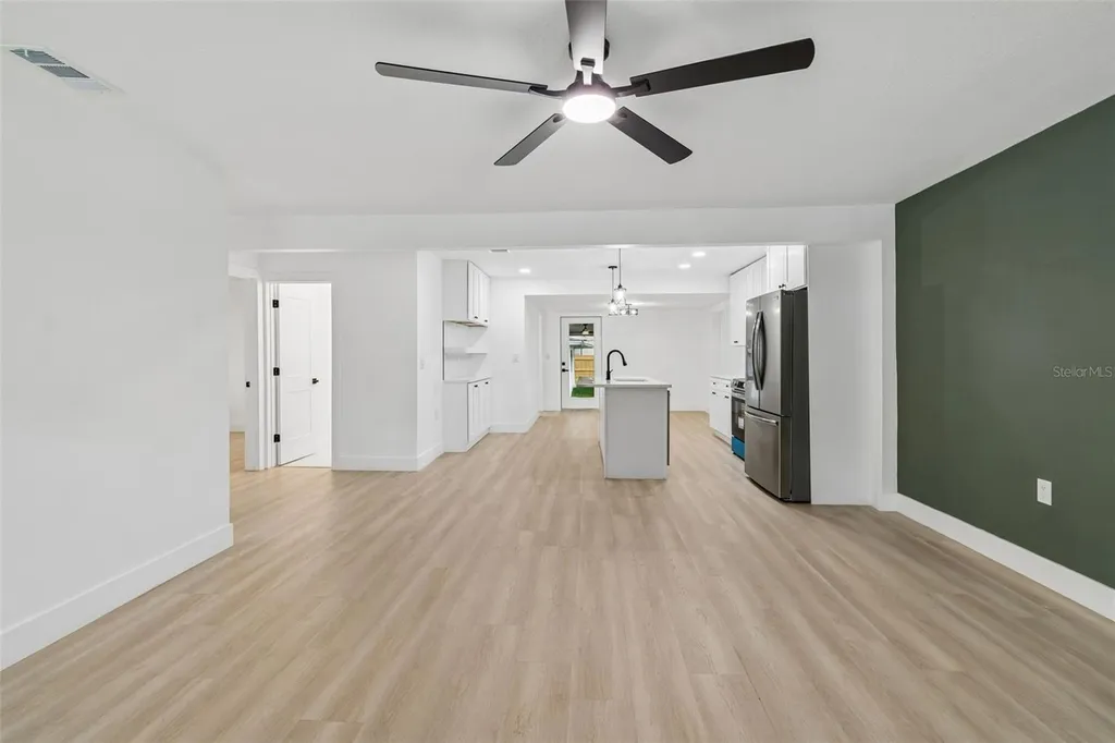 1509 15th Ave W Bradenton FL 34205