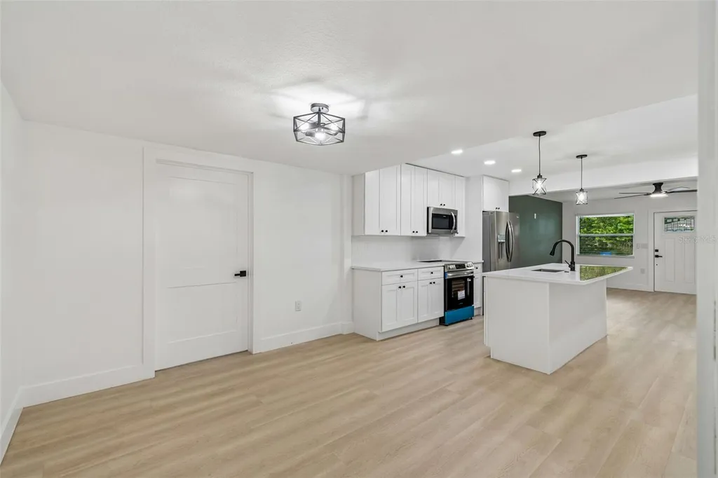 1509 15th Ave W Bradenton FL 34205