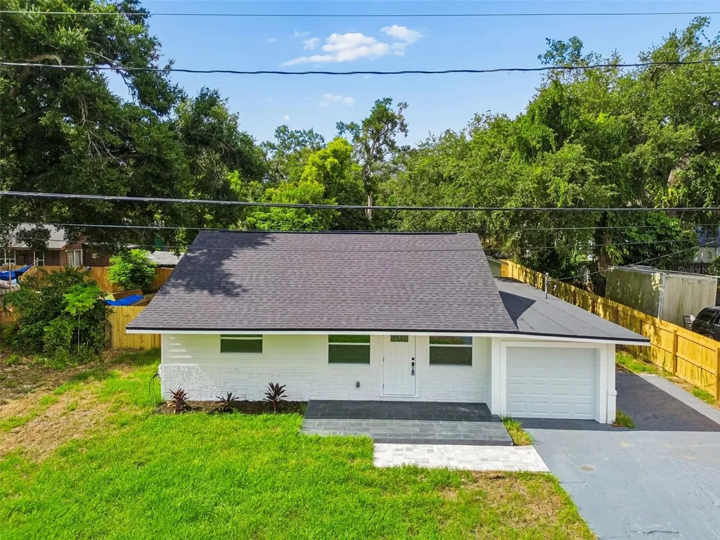 1509 15th Ave W Bradenton FL 34205