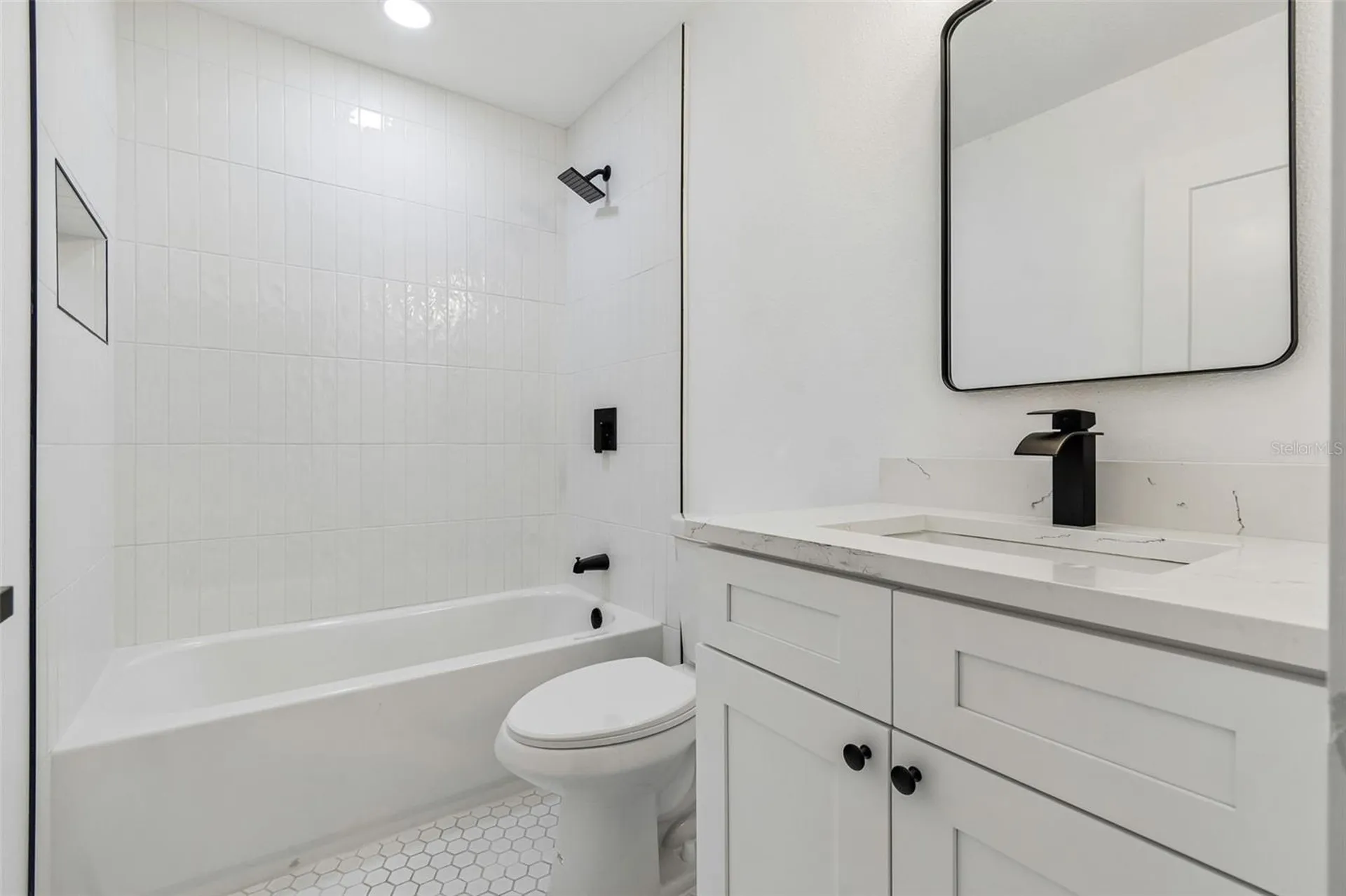 1509 15th Ave W Bradenton FL 34205