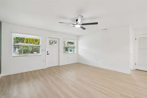 1509 15th Ave W Bradenton FL 34205