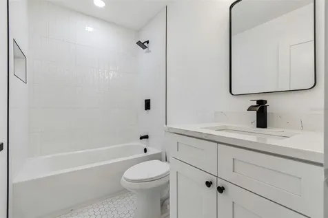 1509 15th Ave W Bradenton FL 34205
