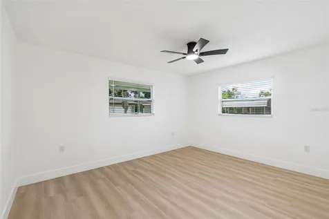 1509 15th Ave W Bradenton FL 34205