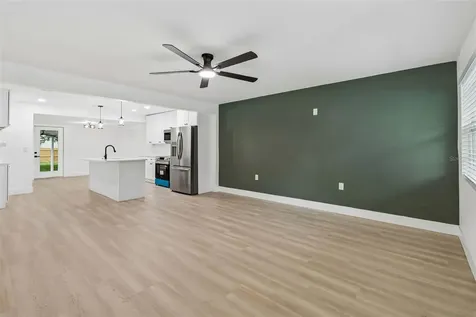 1509 15th Ave W Bradenton FL 34205