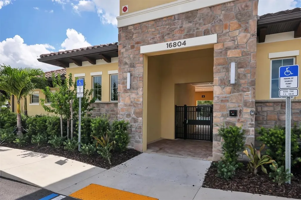17917 Canopy Place Bradenton FL 34211