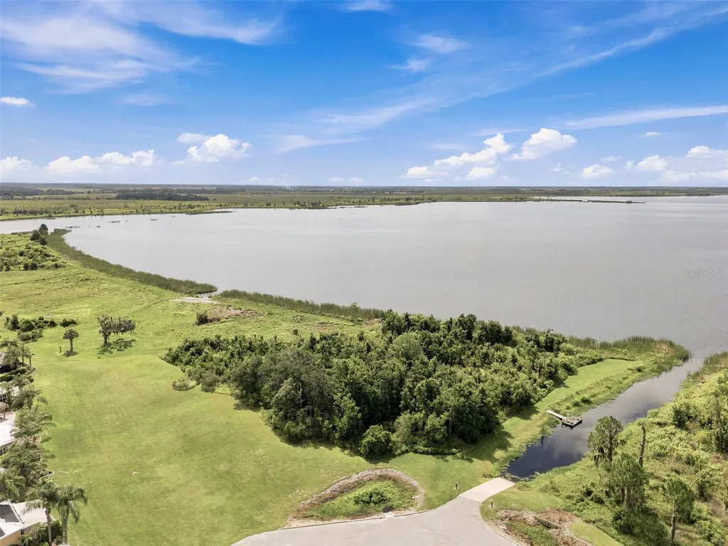 3210 Great Heron Loop Polk City FL 33868