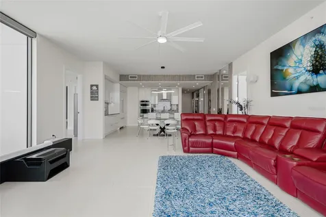 301 1st Street S St Petersburg FL 33701