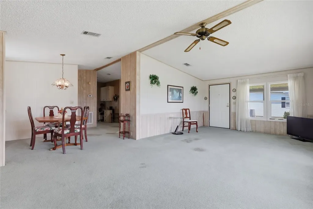 36642 Lakewood Drive Zephyrhills FL 33542