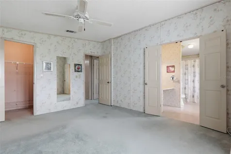 36642 Lakewood Drive Zephyrhills FL 33542