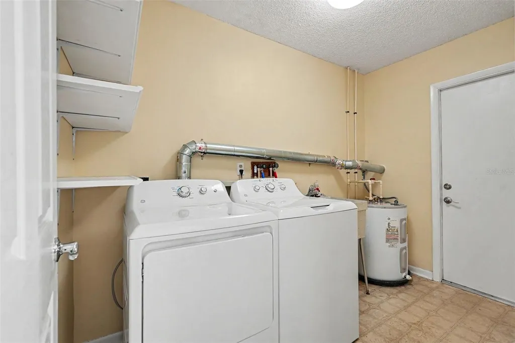 1501 New Bedford Drive Sun City Center FL 33573