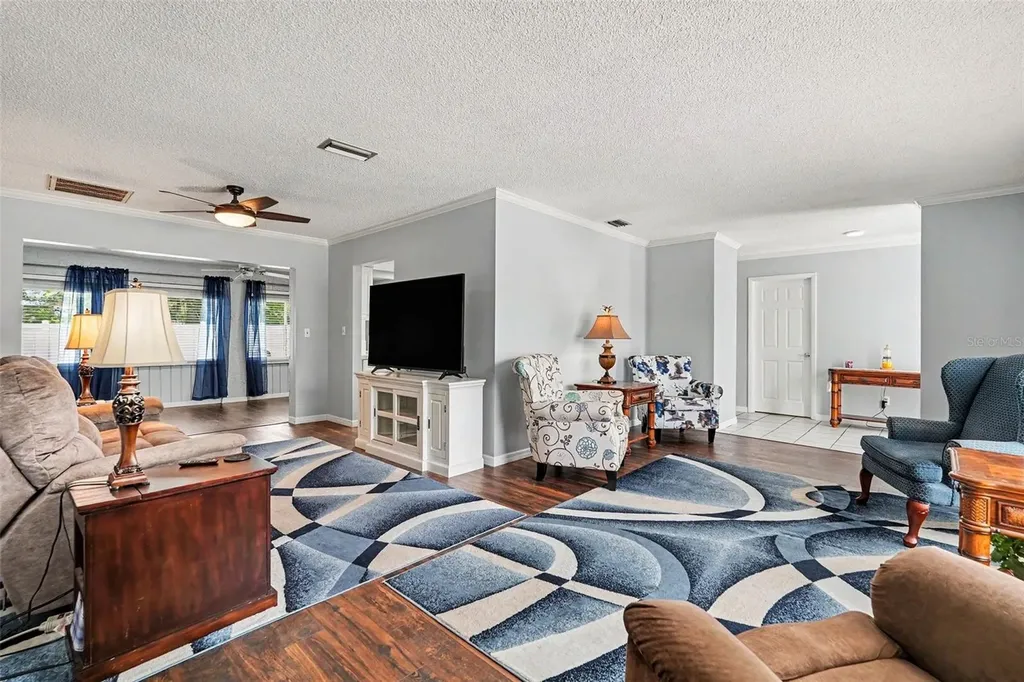 1501 New Bedford Drive Sun City Center FL 33573
