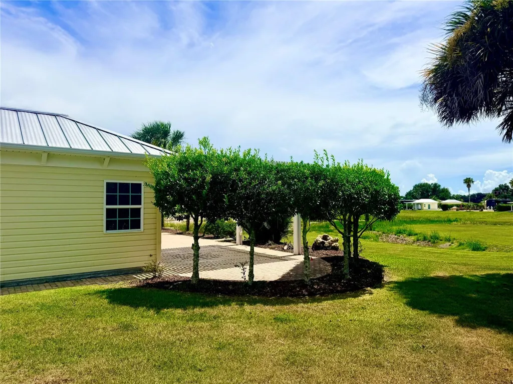 9444 SE 49th Terrace Webster FL 33597