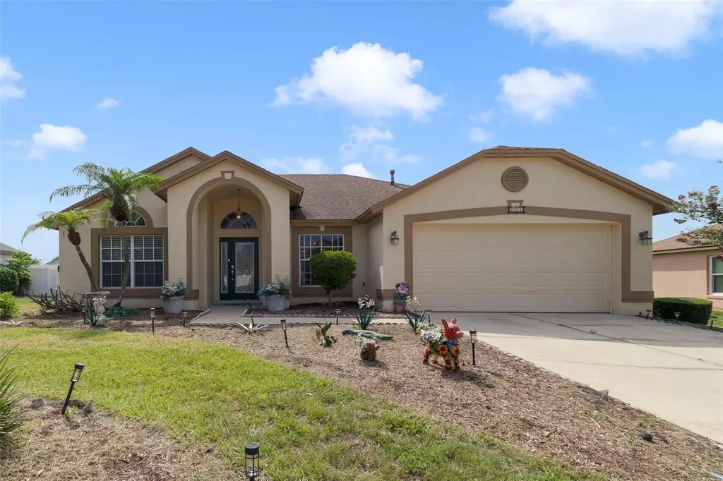 255 Loma Del Sol Drive Davenport FL 33896