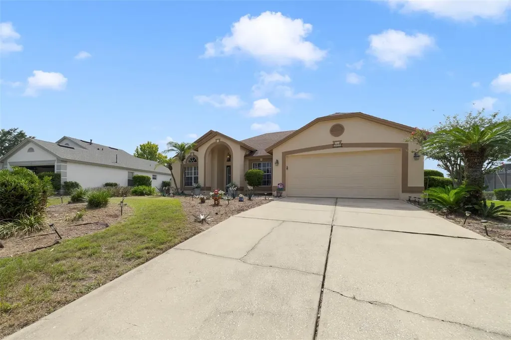 255 Loma Del Sol Drive Davenport FL 33896