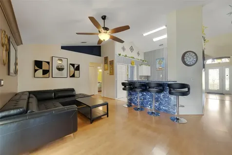 255 Loma Del Sol Drive Davenport FL 33896