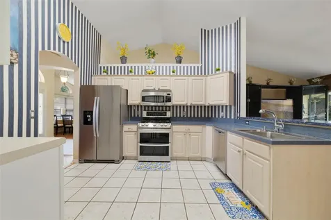 255 Loma Del Sol Drive Davenport FL 33896