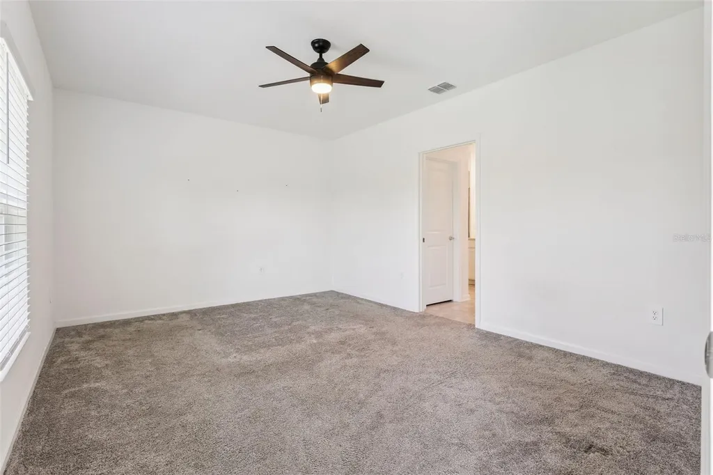 26180 Feathergrass Circle Leesburg FL 34748