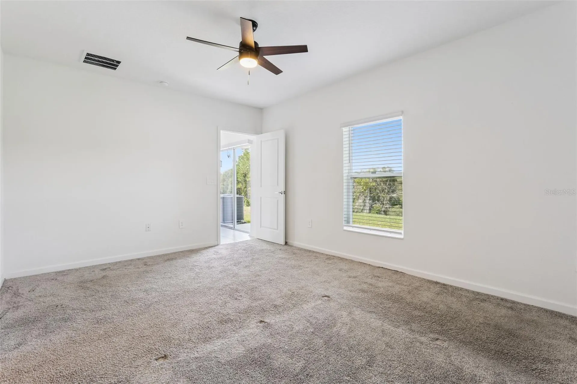 26180 Feathergrass Circle Leesburg FL 34748
