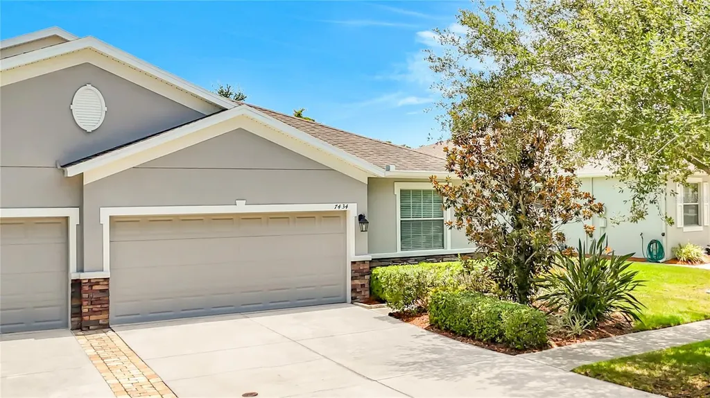 7434 Surrey Pines Drive Apollo Beach FL 33572