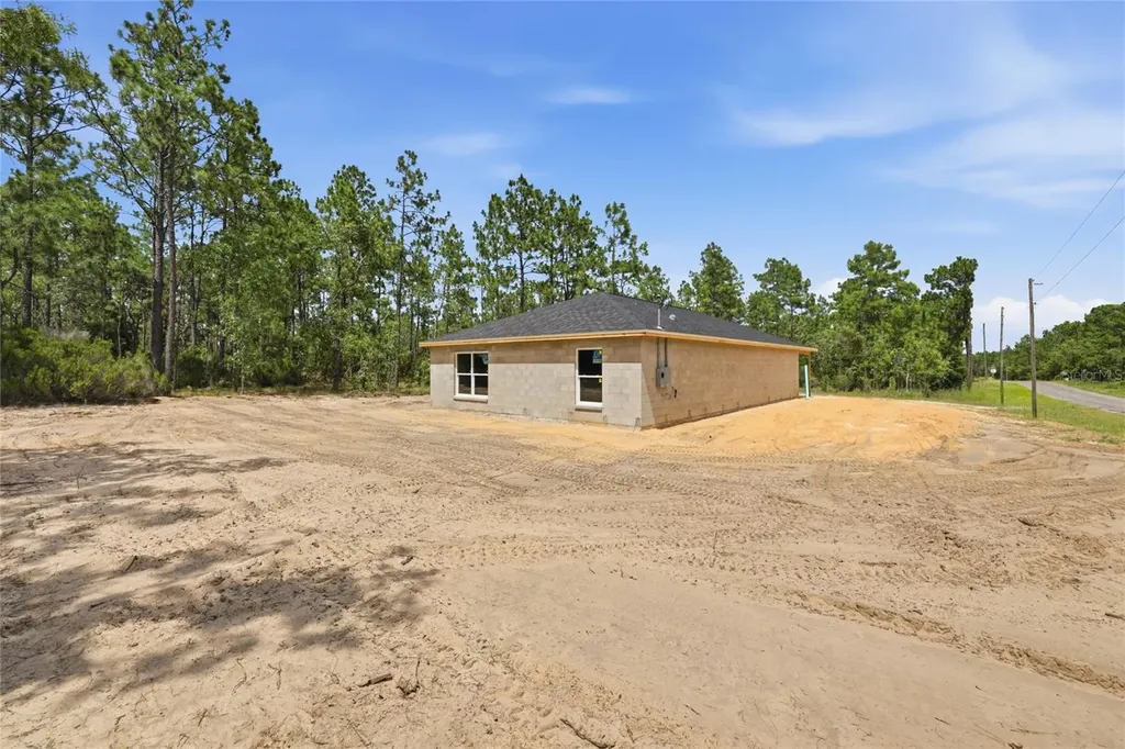 760 NE 149 Court Williston FL 32696