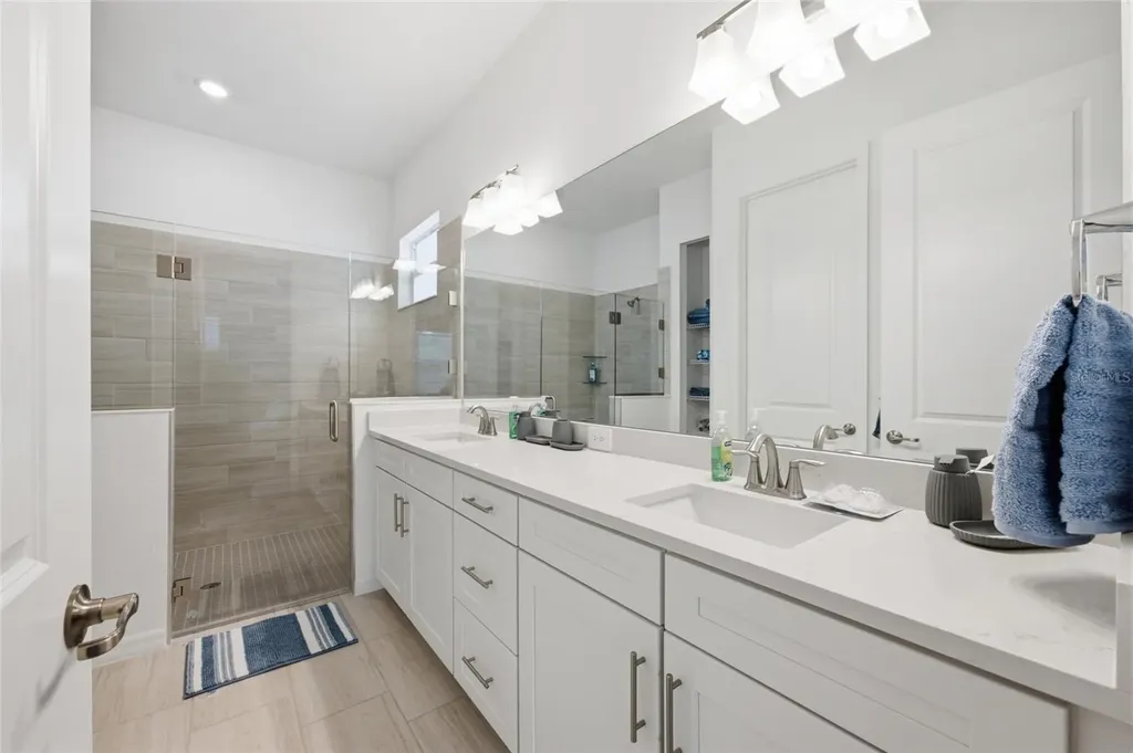 19047 Scallop Loop Lakewood Ranch FL 34211