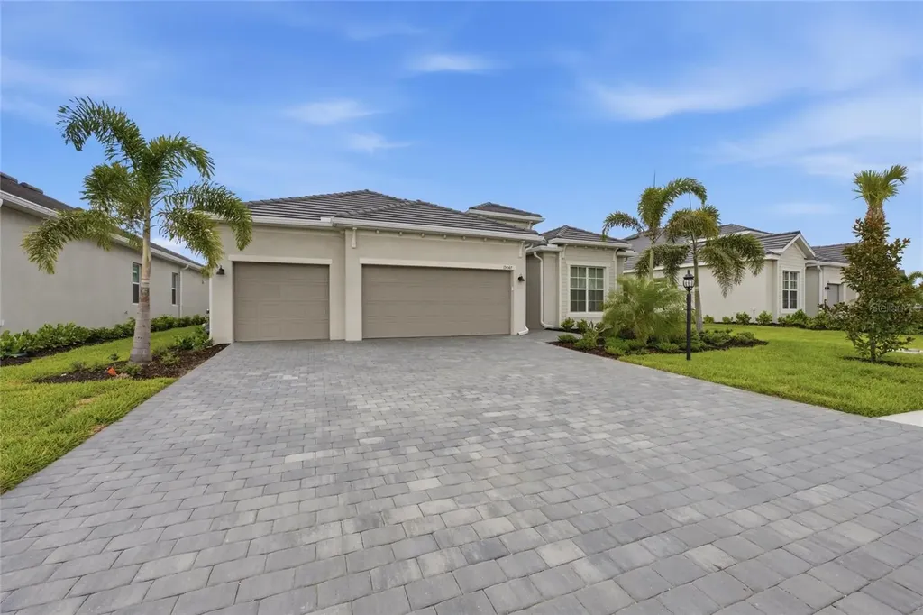 19047 Scallop Loop Lakewood Ranch FL 34211