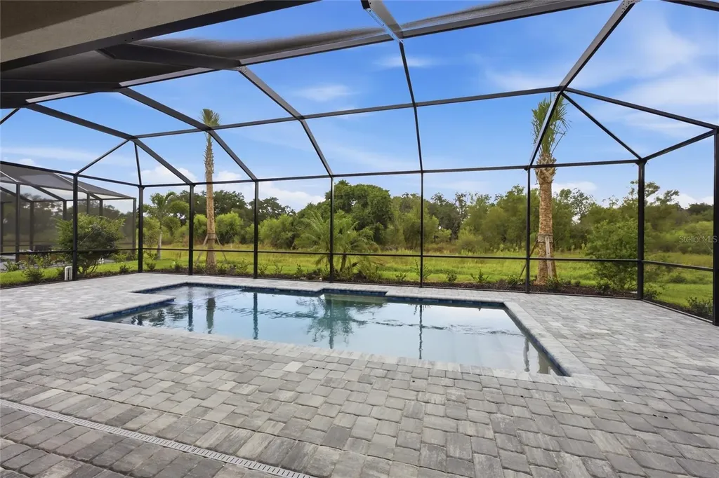 19047 Scallop Loop Lakewood Ranch FL 34211