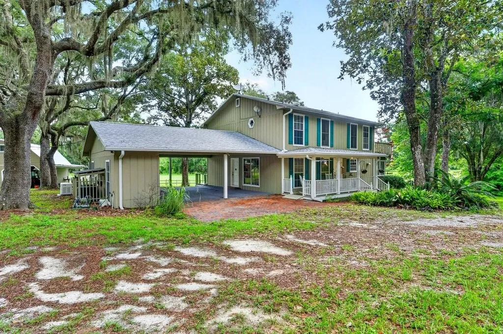 1980 Lake Hires Road De Leon Springs FL 32130
