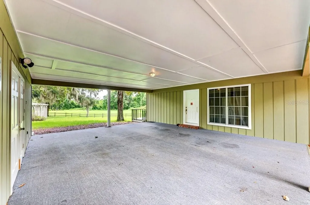 1980 Lake Hires Road De Leon Springs FL 32130