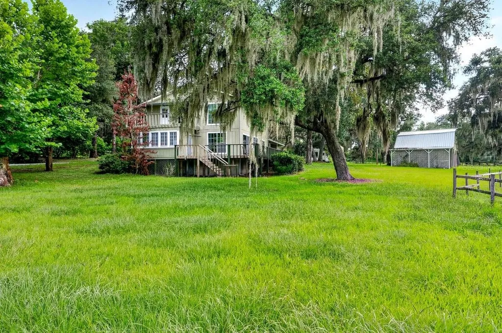 1980 Lake Hires Road De Leon Springs FL 32130