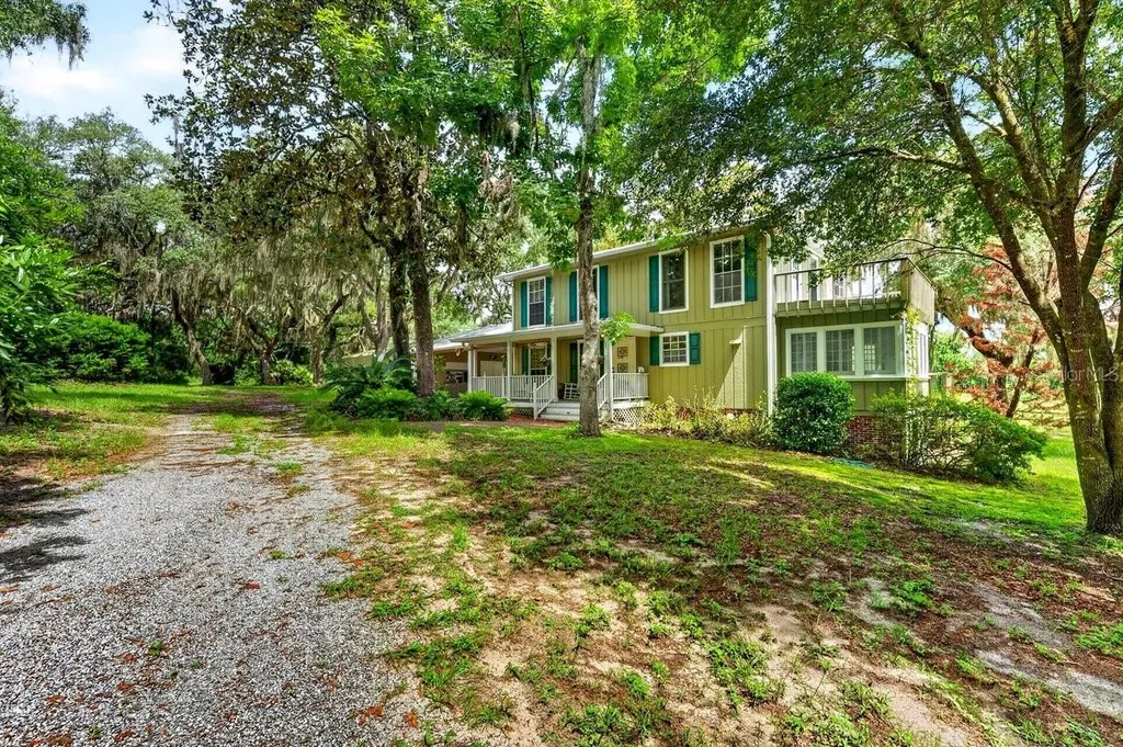 1980 Lake Hires Road De Leon Springs FL 32130