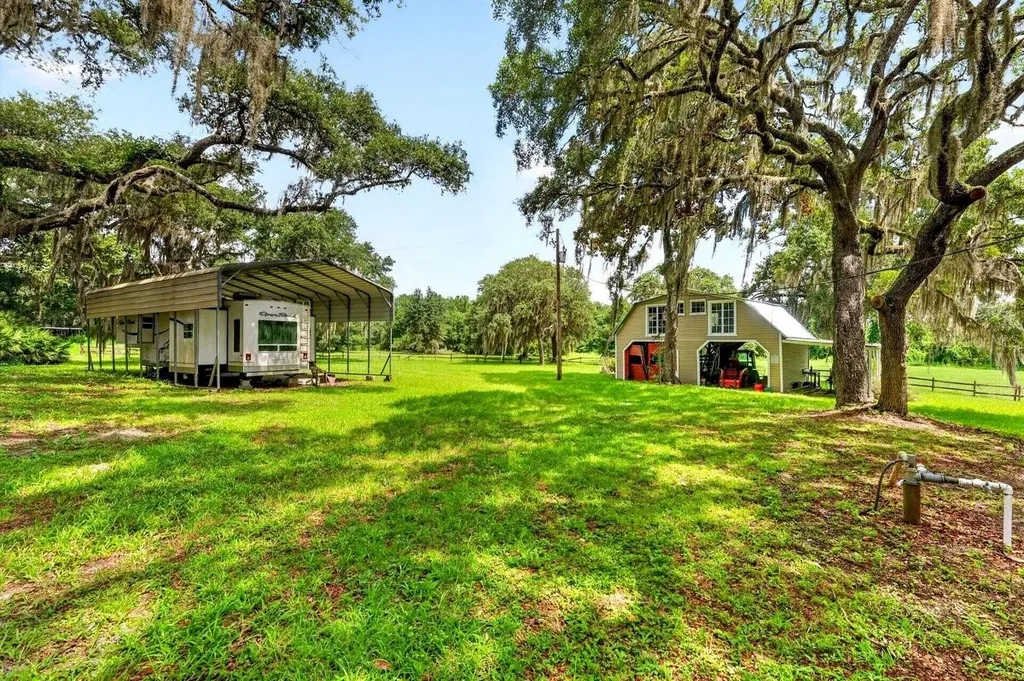 1980 Lake Hires Road De Leon Springs FL 32130