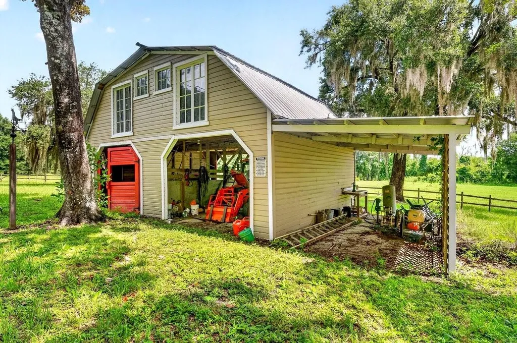 1980 Lake Hires Road De Leon Springs FL 32130